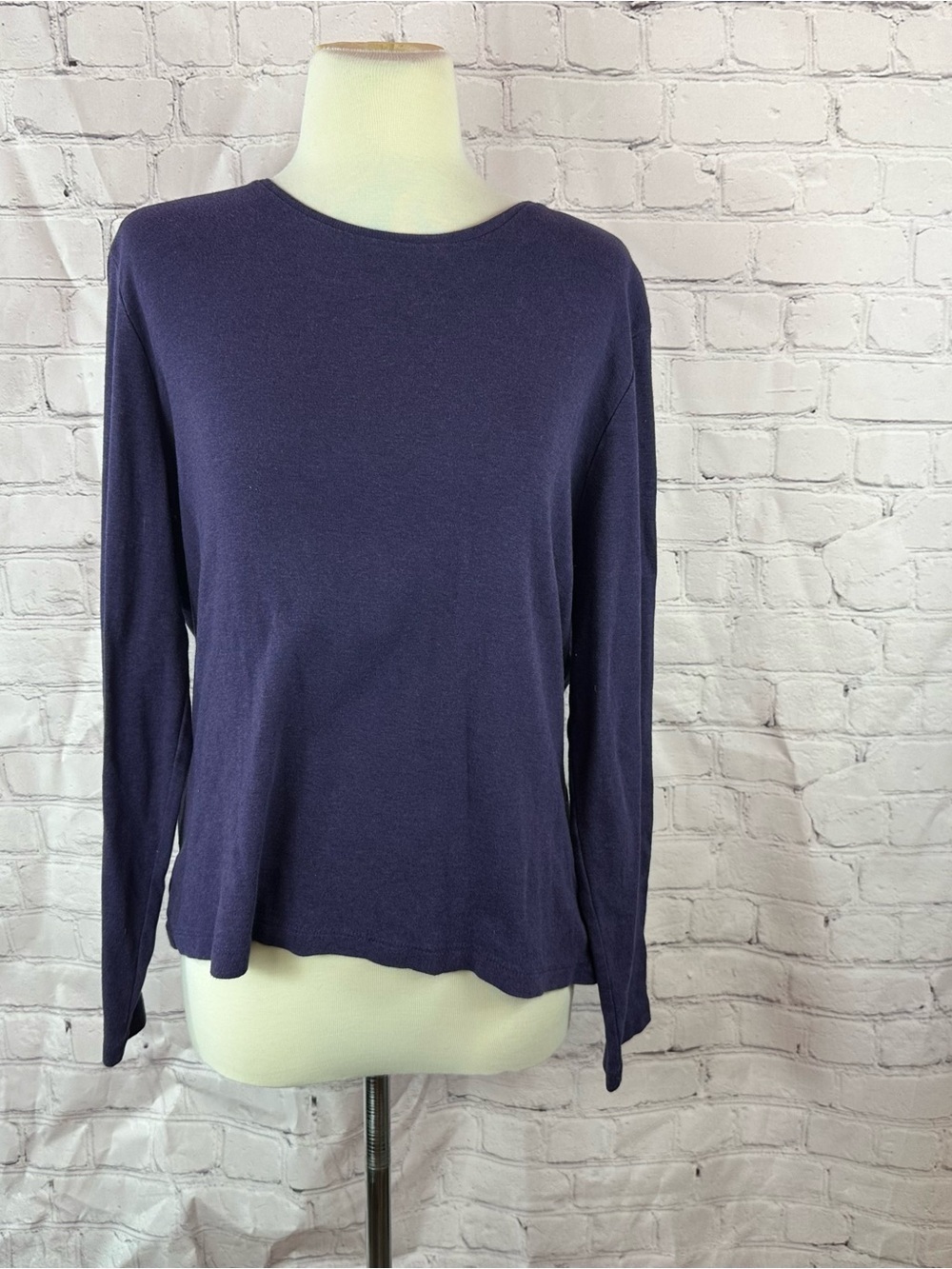 Talbots Deep Purple Crewneck tee petite XLp inventive layering classic minimalis